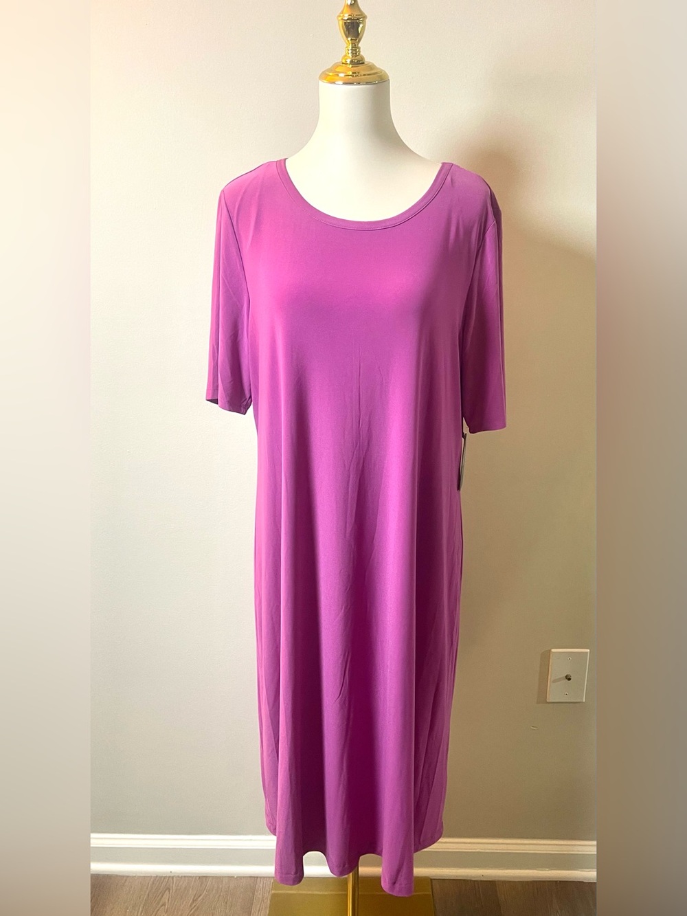 Vince Camuto Short-Sleeve Scoop Neck Tunic Dress - Magenta